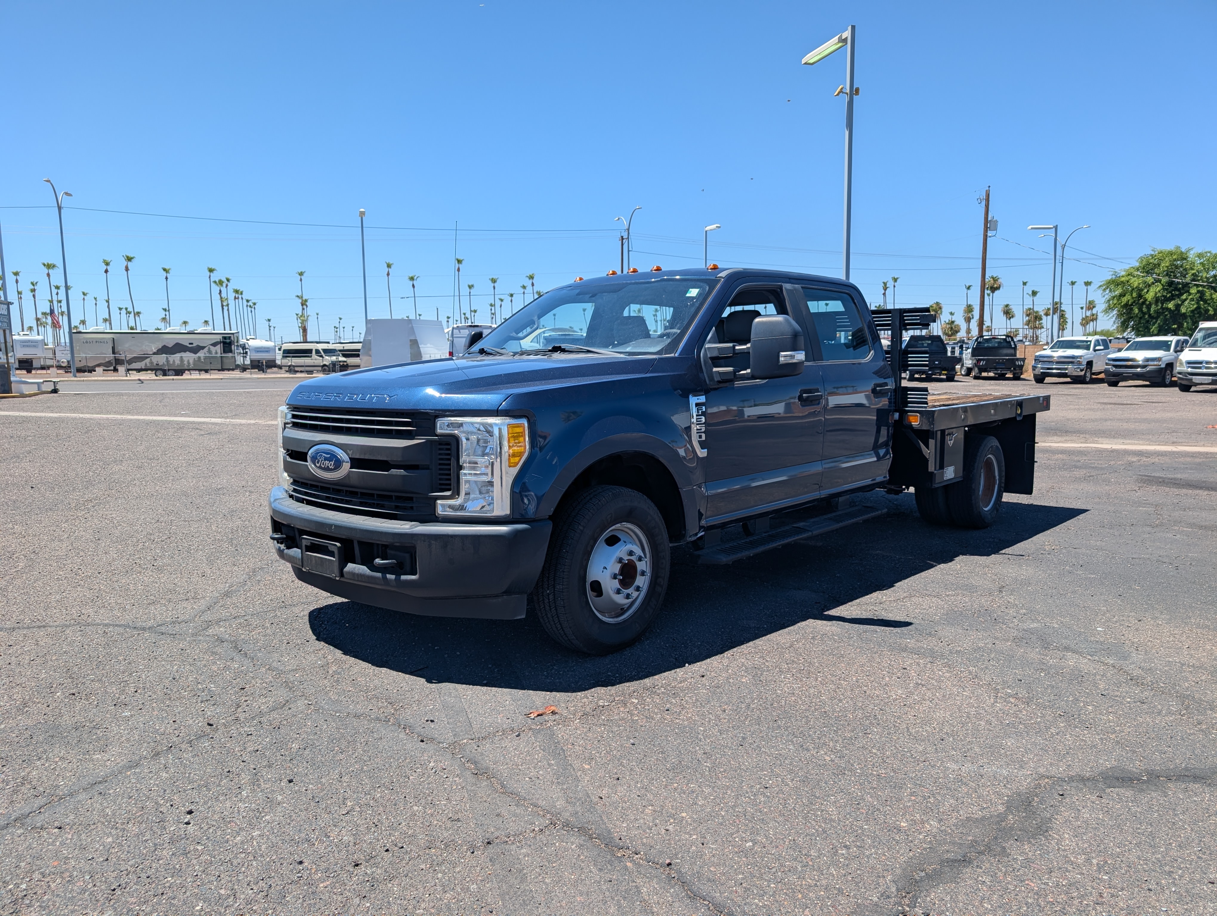 2017 FORD F350 4X2 Crew Cab Flatbed Truck for sale in Arizona